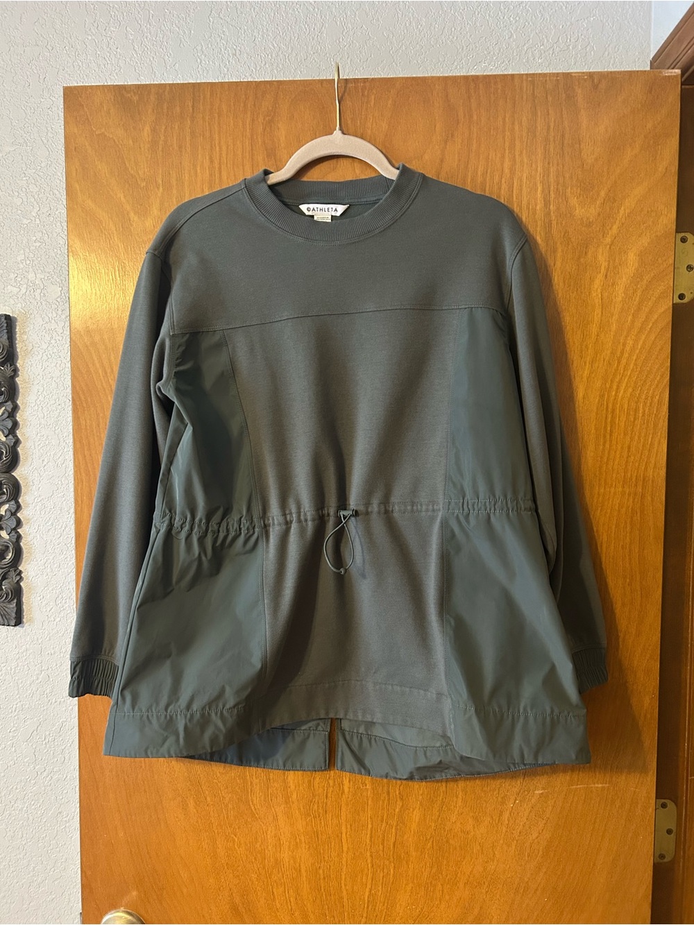 ATHLETA Triumph Hybrid Crewneck Sweatshirt Small | Bali Green